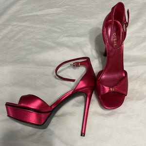 Guess heels, Metallic Hot Pink, Size 7.5, Brand New